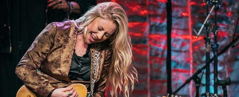 Joanne Shaw Taylor photo